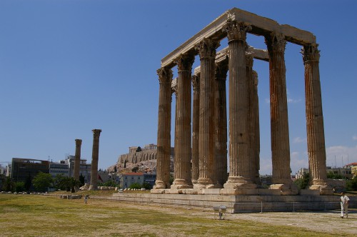 アテネのオリンピア＝ゼウス神殿